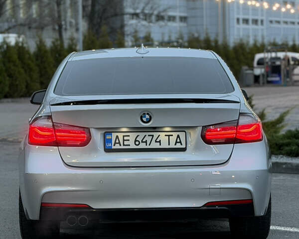 Сірий БМВ 3 Серія, об'ємом двигуна 2 л та пробігом 83 тис. км за 15999 $, фото 20 на Automoto.ua