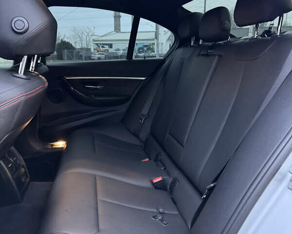 Сірий БМВ 3 Серія, об'ємом двигуна 2 л та пробігом 83 тис. км за 15999 $, фото 37 на Automoto.ua