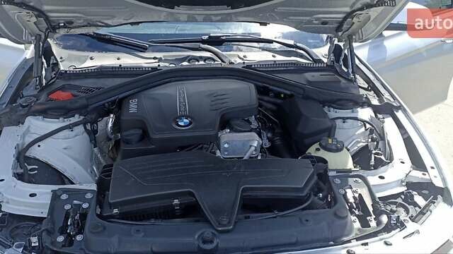 Серый БМВ 3 Серия, объемом двигателя 2 л и пробегом 144 тыс. км за 14700 $, фото 9 на Automoto.ua