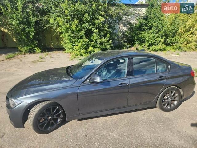 Серый БМВ 3 Серия, объемом двигателя 2 л и пробегом 131 тыс. км за 15500 $, фото 13 на Automoto.ua