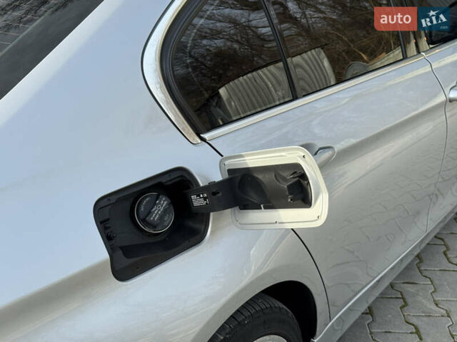 Серый БМВ 3 Серия, объемом двигателя 2 л и пробегом 177 тыс. км за 16200 $, фото 50 на Automoto.ua