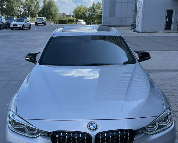 Серый БМВ 3 Серия, объемом двигателя 2 л и пробегом 139 тыс. км за 14900 $, фото 19 на Automoto.ua