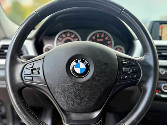 БМВ 3 Серія 2016 у Києві на Automoto.ua Сірий БМВ 3 Серія, об'ємом двигуна 2 л та пробігом 73 тис. км за 3000 $, фото 11 на Automoto.ua