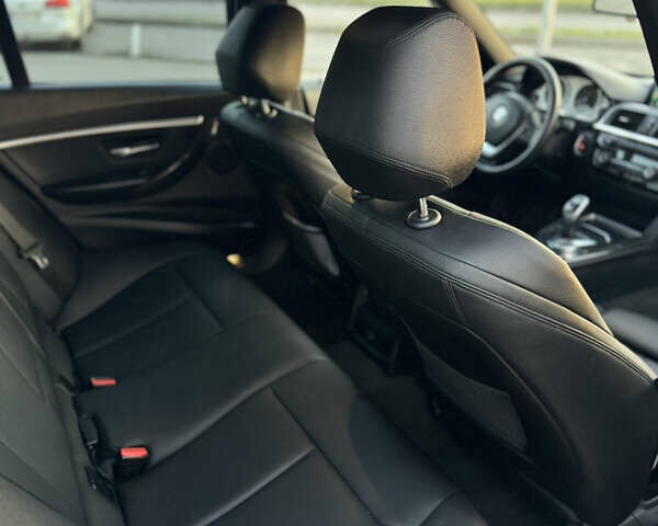 БМВ 3 Серия 2016 в Львове на Automoto.ua Серый БМВ 3 Серия, объемом двигателя 2 л и пробегом 54 тыс. км за 14300 $, фото 11 на Automoto.ua