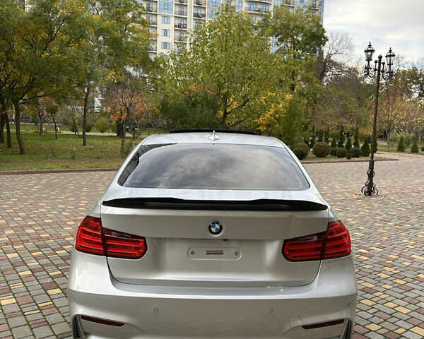 БМВ 3 Серия 2016 в Одессе на Automoto.ua Серый БМВ 3 Серия, объемом двигателя 0 л и пробегом 95 тыс. км за 15000 $, фото 5 на Automoto.ua