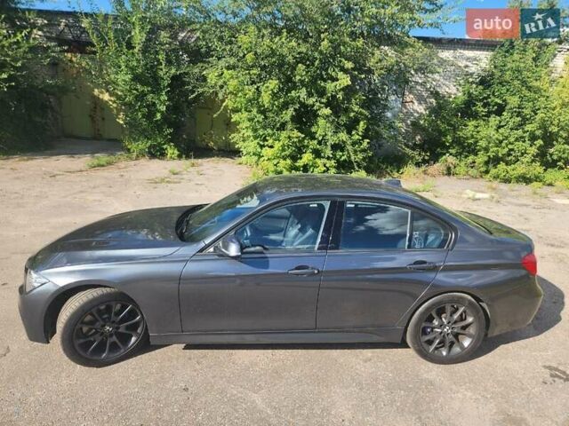Серый БМВ 3 Серия, объемом двигателя 2 л и пробегом 131 тыс. км за 15500 $, фото 10 на Automoto.ua
