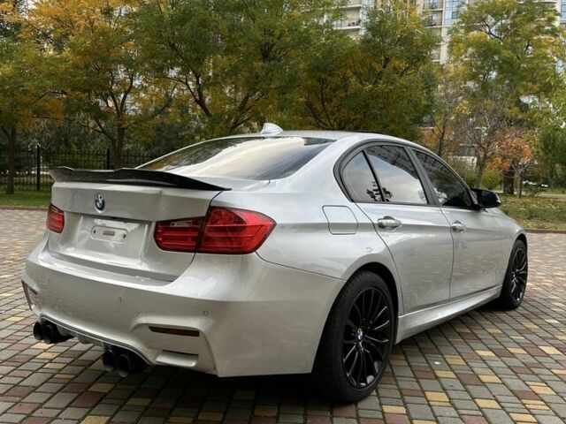 БМВ 3 Серия 2016 в Одессе на Automoto.ua Серый БМВ 3 Серия, объемом двигателя 2 л и пробегом 95 тыс. км за 14500 $, фото 4 на Automoto.ua