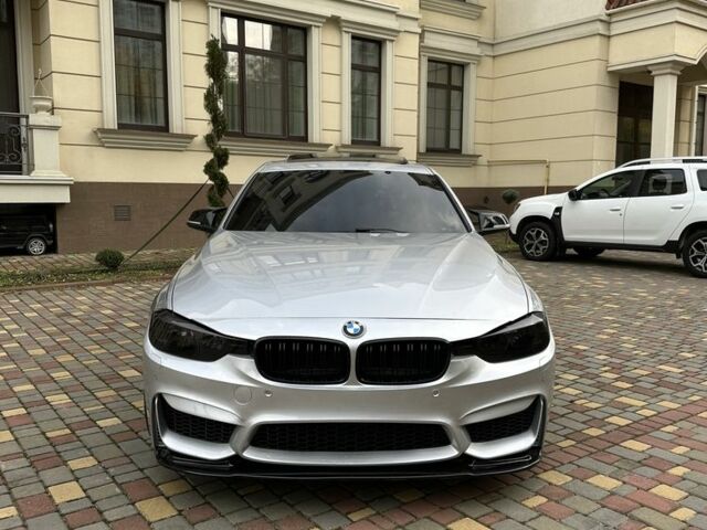 БМВ 3 Серия 2016 в Одессе на Automoto.ua Серый БМВ 3 Серия, объемом двигателя 2 л и пробегом 95 тыс. км за 14500 $, фото 1 на Automoto.ua