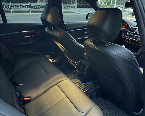 Серый БМВ 3 Серия, объемом двигателя 2 л и пробегом 118 тыс. км за 17500 $, фото 11 на Automoto.ua