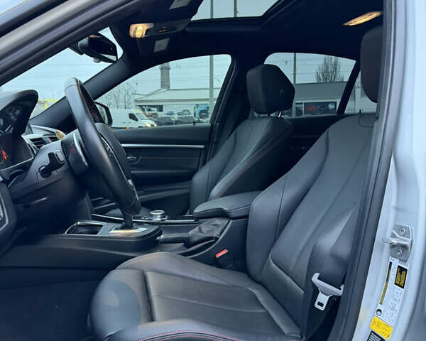 Сірий БМВ 3 Серія, об'ємом двигуна 2 л та пробігом 83 тис. км за 15999 $, фото 38 на Automoto.ua