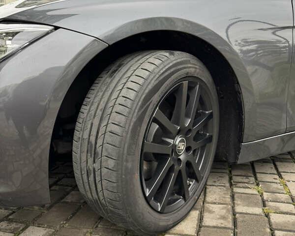 Серый БМВ 3 Серия, объемом двигателя 2 л и пробегом 128 тыс. км за 17500 $, фото 4 на Automoto.ua