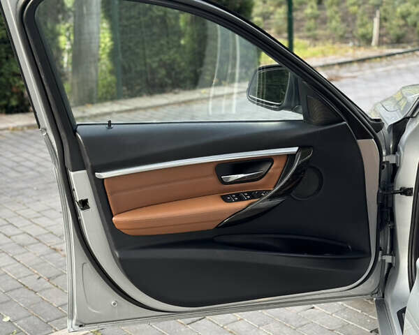 Сірий БМВ 3 Серія, об'ємом двигуна 2 л та пробігом 156 тис. км за 19500 $, фото 23 на Automoto.ua