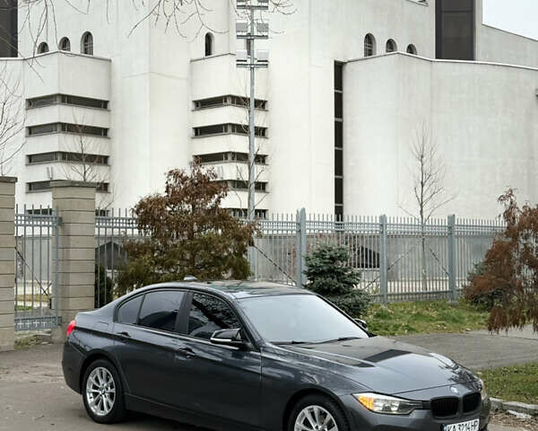 Серый БМВ 3 Серия, объемом двигателя 2 л и пробегом 179 тыс. км за 13500 $, фото 12 на Automoto.ua