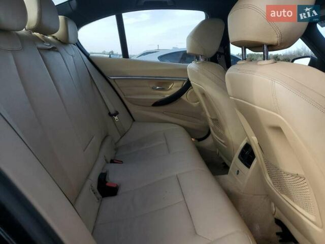 Серый БМВ 3 Серия, объемом двигателя 2 л и пробегом 142 тыс. км за 2600 $, фото 10 на Automoto.ua