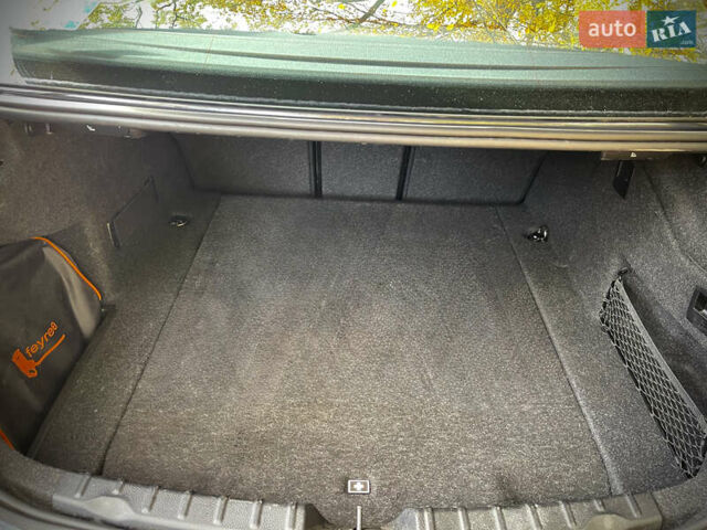 БМВ 3 Серія 2016 у Львові на Automoto.ua Сірий БМВ 3 Серія, об'ємом двигуна 2 л та пробігом 119 тис. км за 22500 $, фото 20 на Automoto.ua