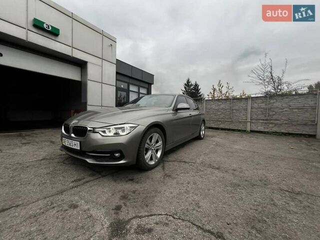 БМВ 3 Серия 2016 в Днепре (Днепропетровске) на Automoto.ua Серый БМВ 3 Серия, объемом двигателя 2 л и пробегом 91 тыс. км за 16800 $, фото 1 на Automoto.ua