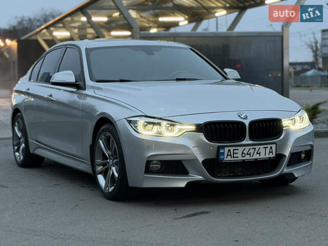 Сірий БМВ 3 Серія, об'ємом двигуна 2 л та пробігом 83 тис. км за 15999 $, фото 9 на Automoto.ua