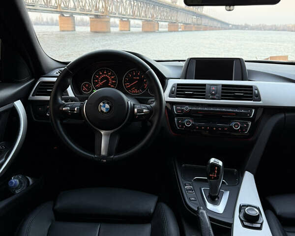 Серый БМВ 3 Серия, объемом двигателя 2 л и пробегом 158 тыс. км за 12900 $, фото 13 на Automoto.ua