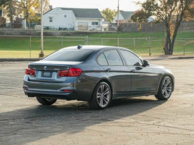 Сірий БМВ 3 Серія, об'ємом двигуна 2 л та пробігом 75 тис. км за 11000 $, фото 5 на Automoto.ua