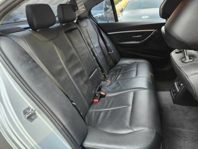 Серый БМВ 3 Серия, объемом двигателя 2 л и пробегом 98 тыс. км за 12500 $, фото 5 на Automoto.ua