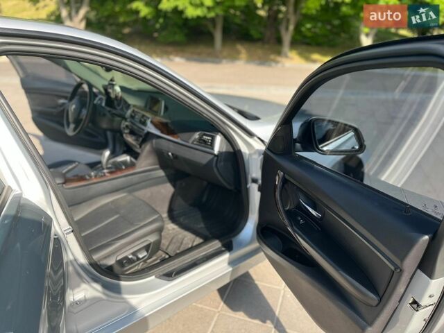 Сірий БМВ 3 Серія, об'ємом двигуна 2 л та пробігом 111 тис. км за 13700 $, фото 12 на Automoto.ua