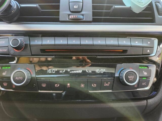 Серый БМВ 3 Серия, объемом двигателя 2 л и пробегом 98 тыс. км за 12500 $, фото 6 на Automoto.ua