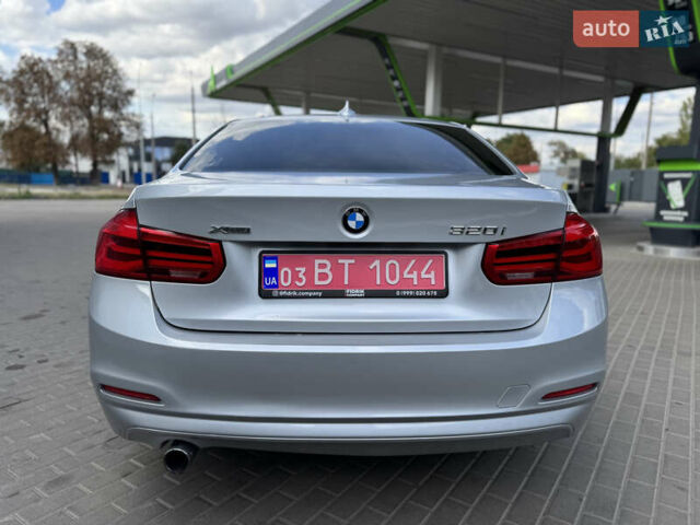 Серый БМВ 3 Серия, объемом двигателя 2 л и пробегом 127 тыс. км за 16500 $, фото 12 на Automoto.ua