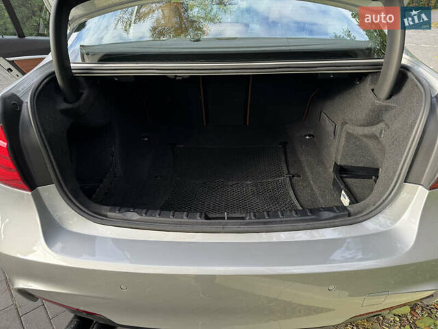 Сірий БМВ 3 Серія, об'ємом двигуна 2 л та пробігом 156 тис. км за 19500 $, фото 18 на Automoto.ua