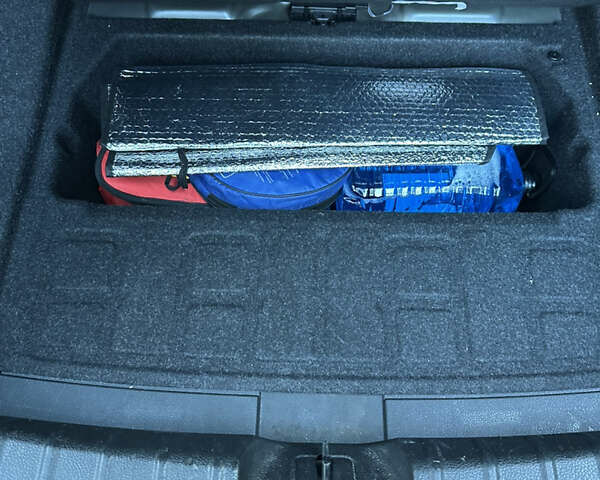 Серый БМВ 3 Серия, объемом двигателя 2 л и пробегом 151 тыс. км за 21000 $, фото 16 на Automoto.ua