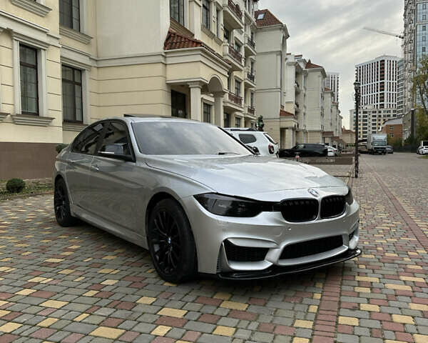 БМВ 3 Серия 2016 в Одессе на Automoto.ua Серый БМВ 3 Серия, объемом двигателя 0 л и пробегом 95 тыс. км за 15000 $, фото 2 на Automoto.ua