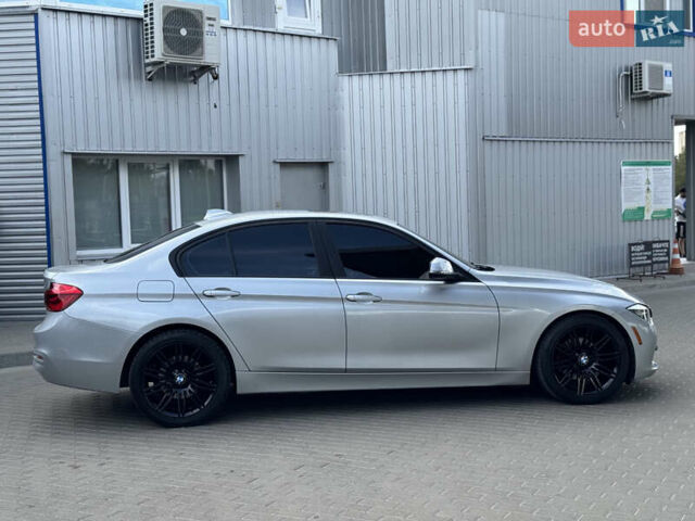 Серый БМВ 3 Серия, объемом двигателя 2 л и пробегом 127 тыс. км за 16500 $, фото 7 на Automoto.ua