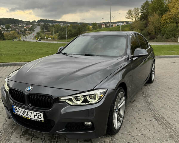 Сірий БМВ 3 Серія, об'ємом двигуна 2 л та пробігом 176 тис. км за 17400 $, фото 19 на Automoto.ua