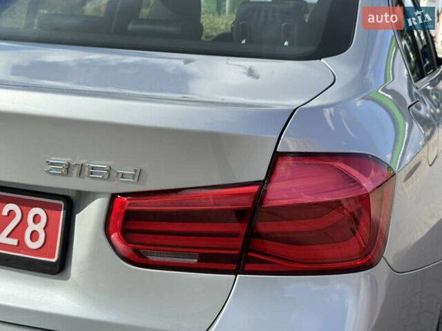 Серый БМВ 3 Серия, объемом двигателя 2 л и пробегом 208 тыс. км за 16400 $, фото 15 на Automoto.ua