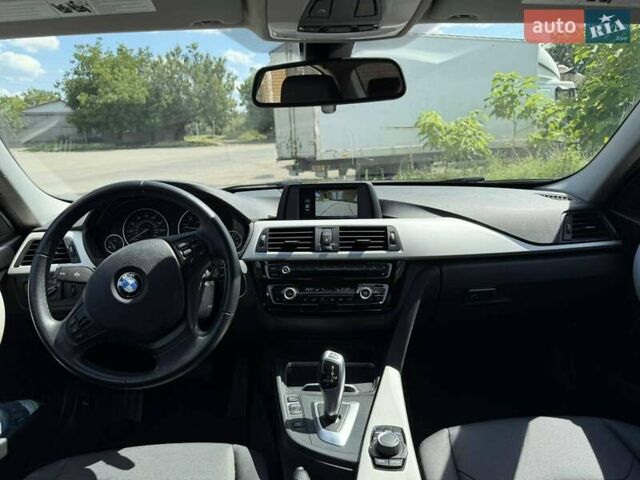 Серый БМВ 3 Серия, объемом двигателя 2 л и пробегом 96 тыс. км за 17000 $, фото 12 на Automoto.ua