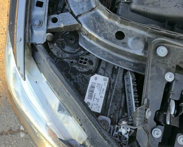 Сірий БМВ 3 Серія, об'ємом двигуна 2 л та пробігом 207 тис. км за 19000 $, фото 19 на Automoto.ua