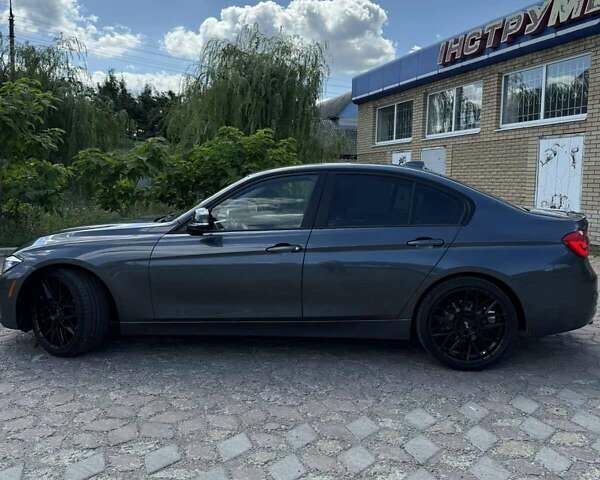 Серый БМВ 3 Серия, объемом двигателя 2 л и пробегом 96 тыс. км за 17000 $, фото 5 на Automoto.ua