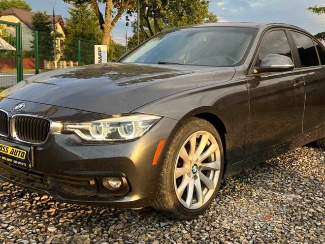 Серый БМВ 3 Серия, объемом двигателя 2 л и пробегом 125 тыс. км за 15400 $, фото 2 на Automoto.ua