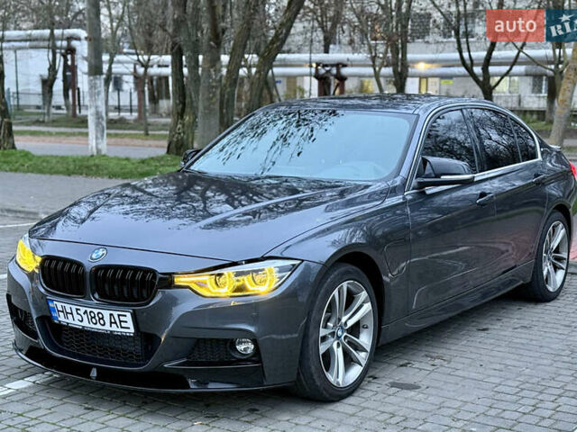 Серый БМВ 3 Серия, объемом двигателя 2 л и пробегом 98 тыс. км за 16700 $, фото 3 на Automoto.ua