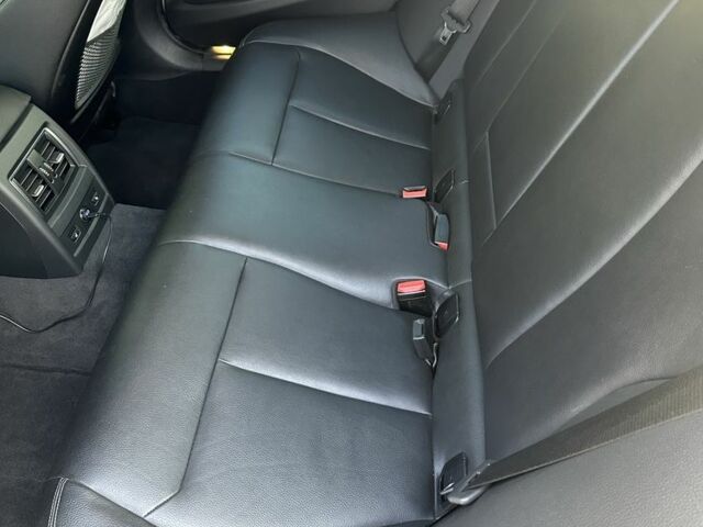 Сірий БМВ 3 Серія, об'ємом двигуна 2 л та пробігом 74 тис. км за 21500 $, фото 4 на Automoto.ua