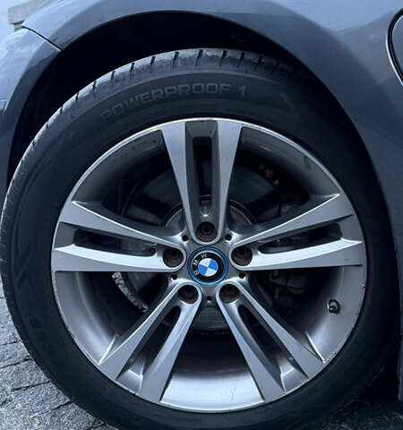 Серый БМВ 3 Серия, объемом двигателя 2 л и пробегом 132 тыс. км за 19500 $, фото 8 на Automoto.ua