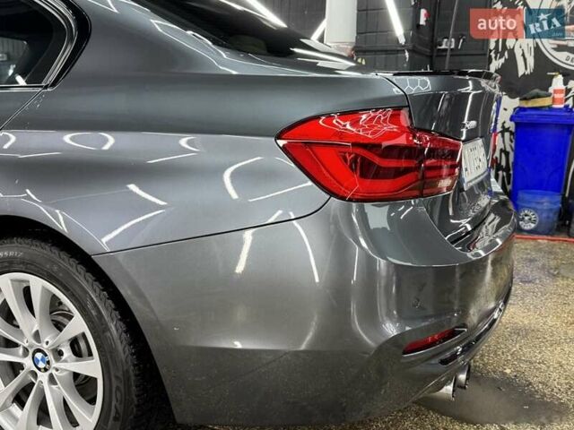 Серый БМВ 3 Серия, объемом двигателя 2 л и пробегом 123 тыс. км за 23500 $, фото 7 на Automoto.ua