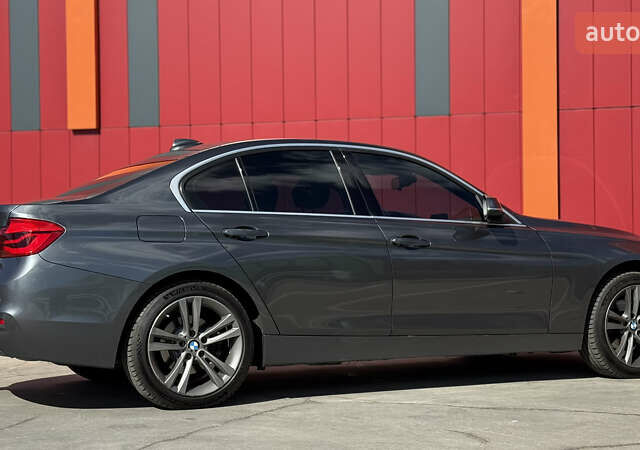 Сірий БМВ 3 Серія, об'ємом двигуна 2 л та пробігом 161 тис. км за 20500 $, фото 13 на Automoto.ua