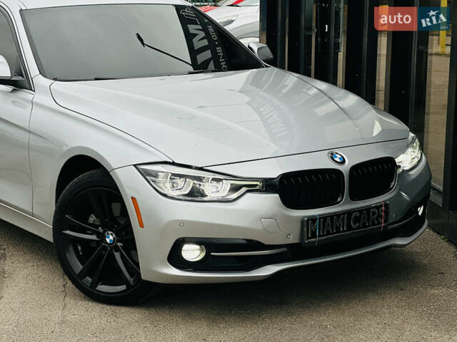 Сірий БМВ 3 Серія, об'ємом двигуна 2 л та пробігом 131 тис. км за 17200 $, фото 12 на Automoto.ua