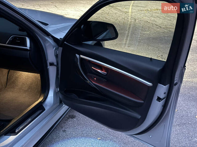 Серый БМВ 3 Серия, объемом двигателя 2 л и пробегом 136 тыс. км за 19900 $, фото 32 на Automoto.ua