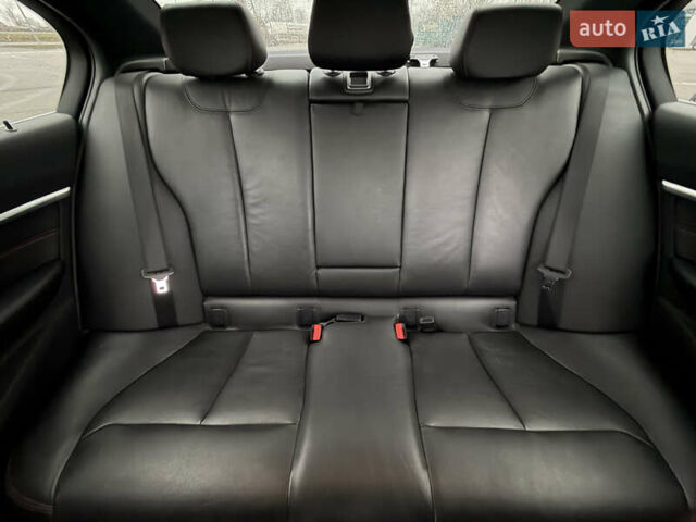 Серый БМВ 3 Серия, объемом двигателя 2 л и пробегом 154 тыс. км за 19900 $, фото 16 на Automoto.ua