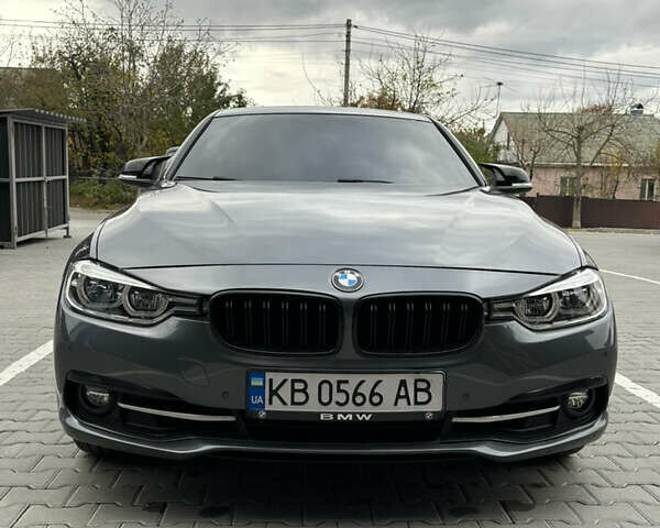 Серый БМВ 3 Серия, объемом двигателя 2 л и пробегом 85 тыс. км за 21500 $, фото 25 на Automoto.ua