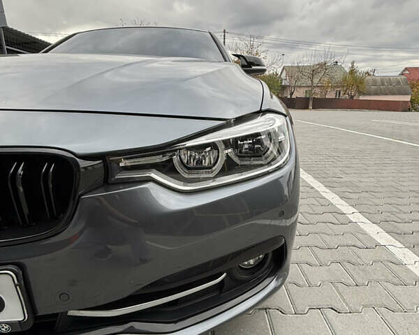 Серый БМВ 3 Серия, объемом двигателя 2 л и пробегом 85 тыс. км за 21500 $, фото 24 на Automoto.ua