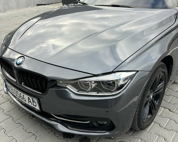 Серый БМВ 3 Серия, объемом двигателя 2 л и пробегом 85 тыс. км за 21500 $, фото 9 на Automoto.ua