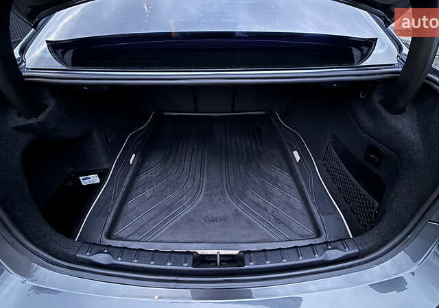 Серый БМВ 3 Серия, объемом двигателя 2 л и пробегом 132 тыс. км за 19500 $, фото 23 на Automoto.ua