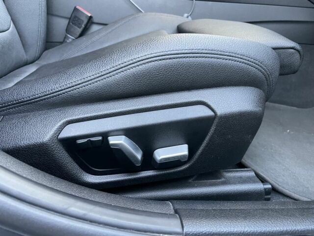 Серый БМВ 3 Серия, объемом двигателя 2 л и пробегом 103 тыс. км за 20500 $, фото 15 на Automoto.ua